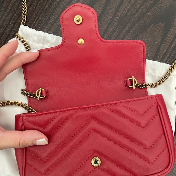 Gucci Super Mini Marmont bag, red - Picture 7 of 11